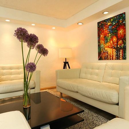 Cozy Souterrain-Half-Basement-Apartment Included 2 Bicycles Berlin Dış mekan fotoğraf